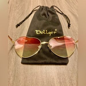 NEW - Pink Gradient Heart Shaped Sunglasses